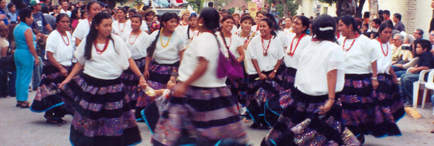 Mujeres danzantes de Zitlala